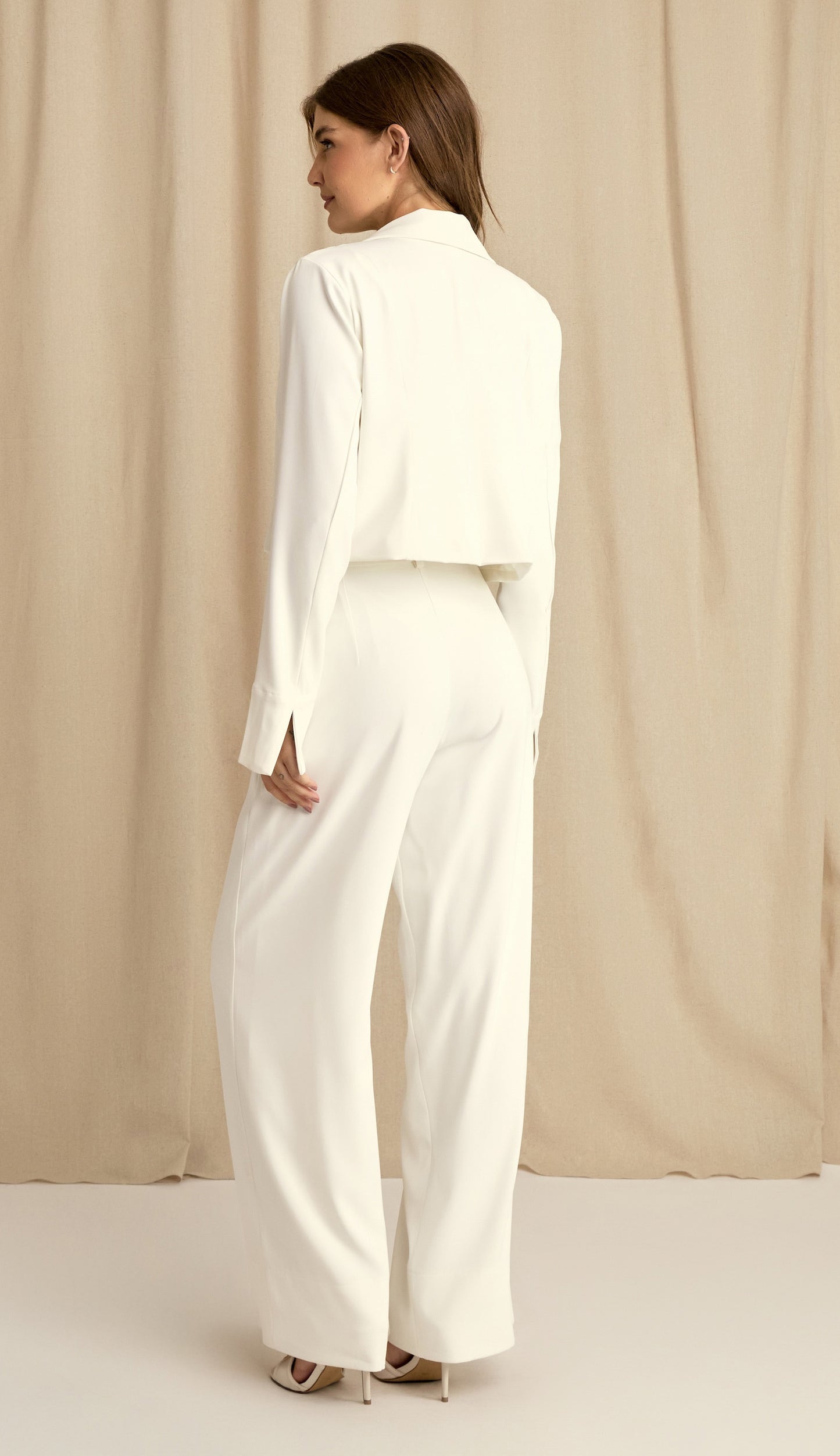 Trijunto Petria Off White