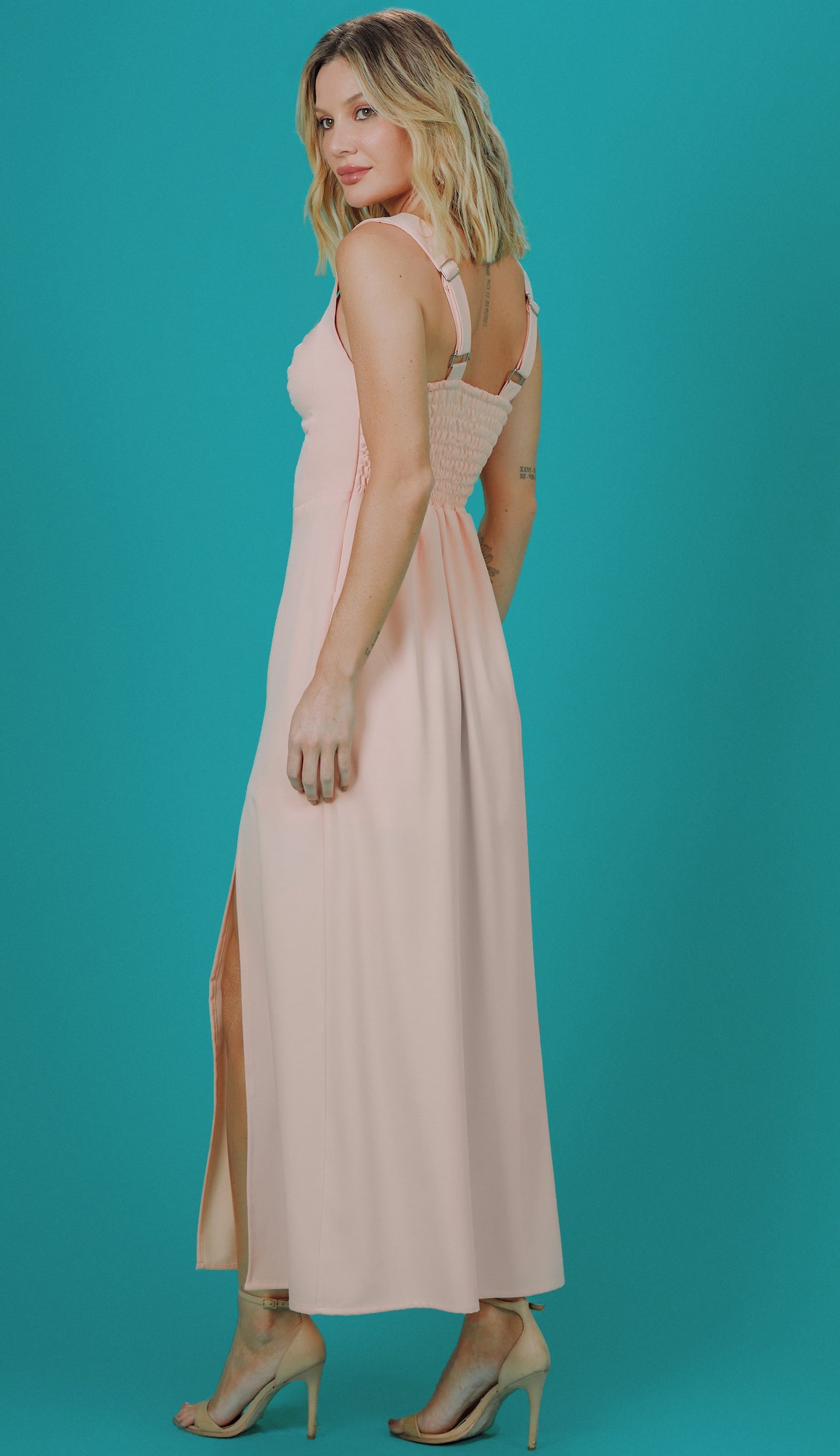 Vestido Eillen Pêssego