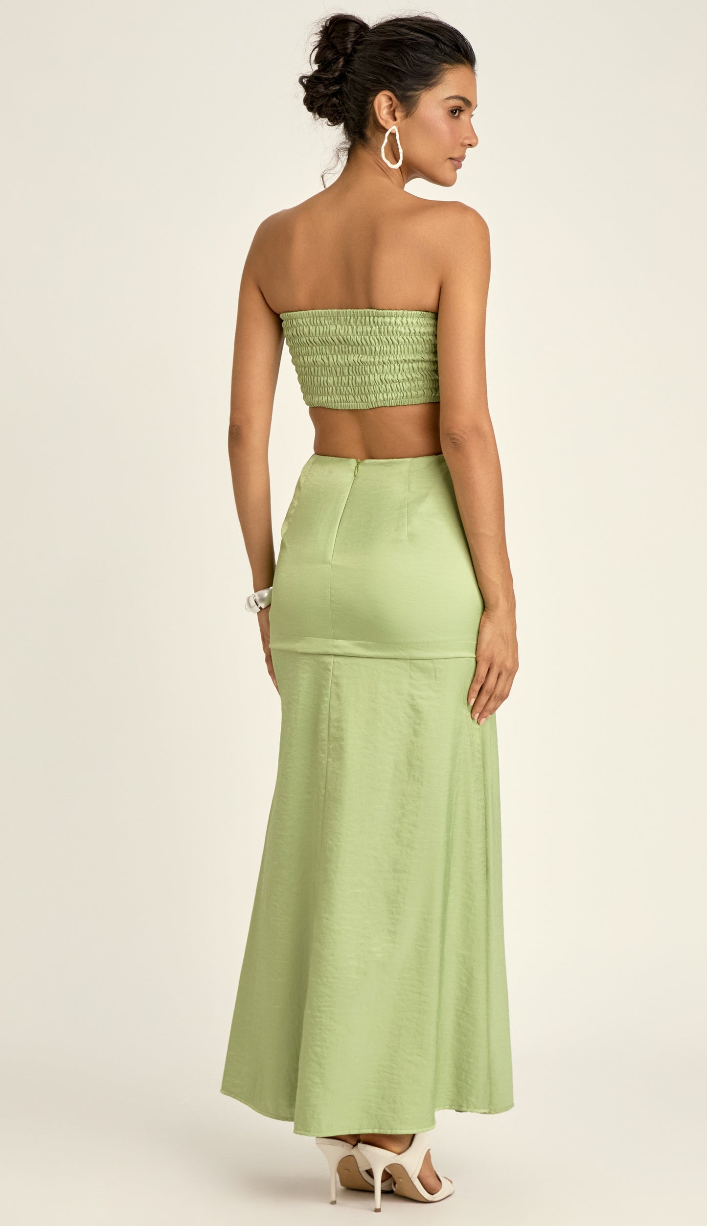 Vestido Longo Alfaiataria Acetinada Cassiana Verde | Laguna