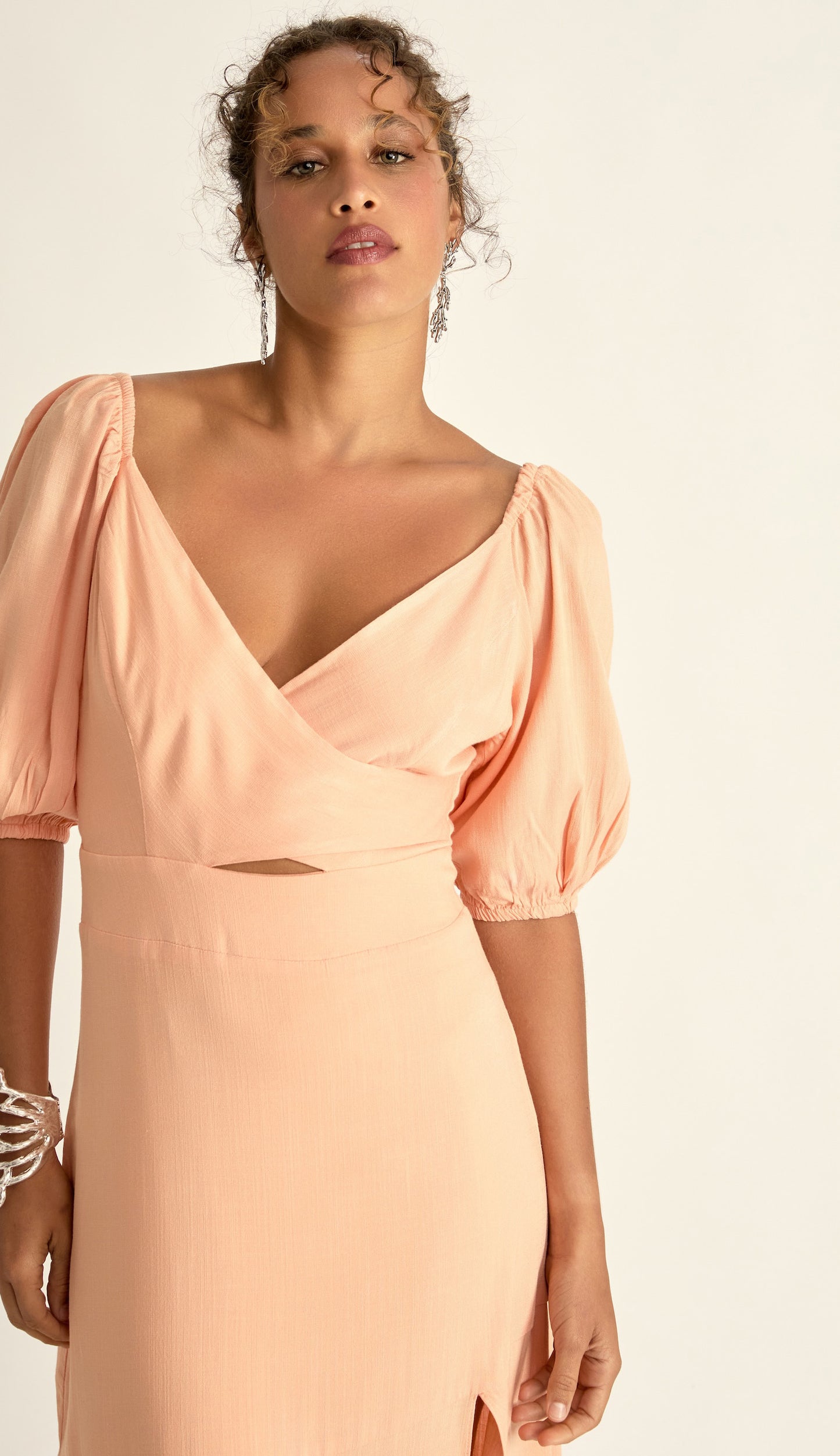 Vestido Naomi Pêssego