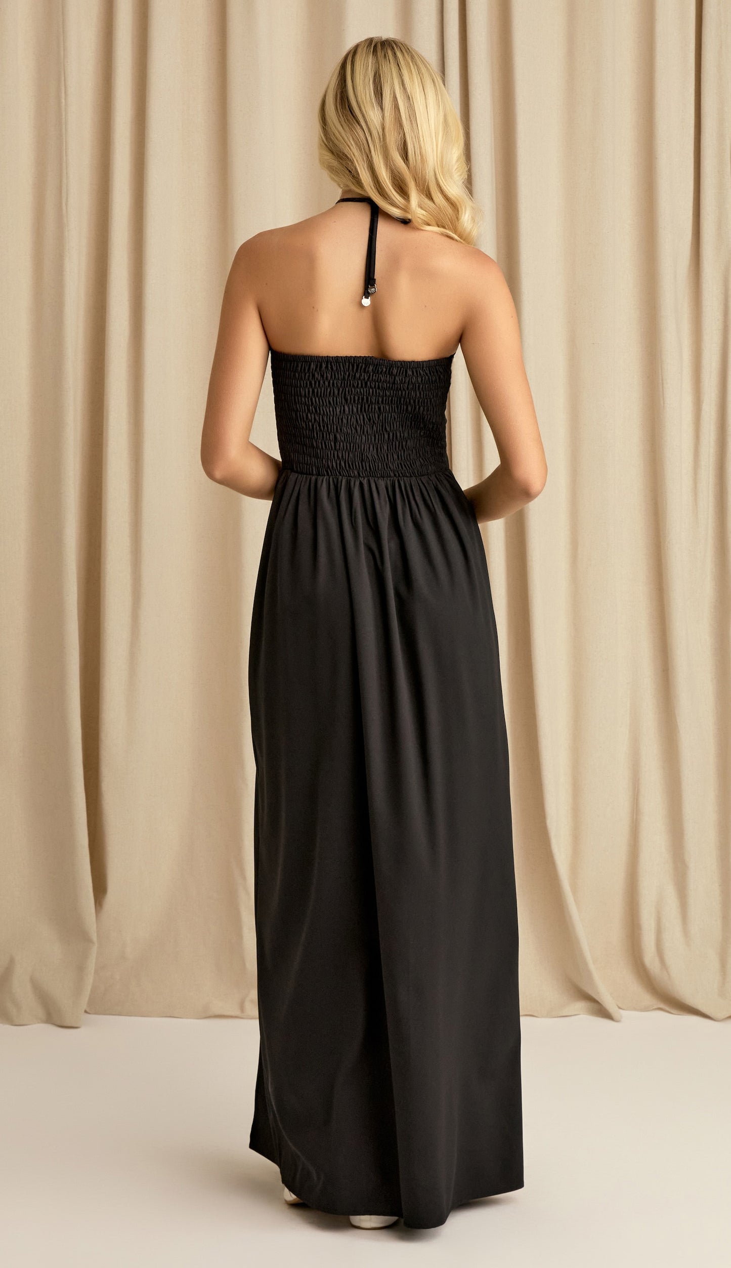 Vestido Nicole Preto