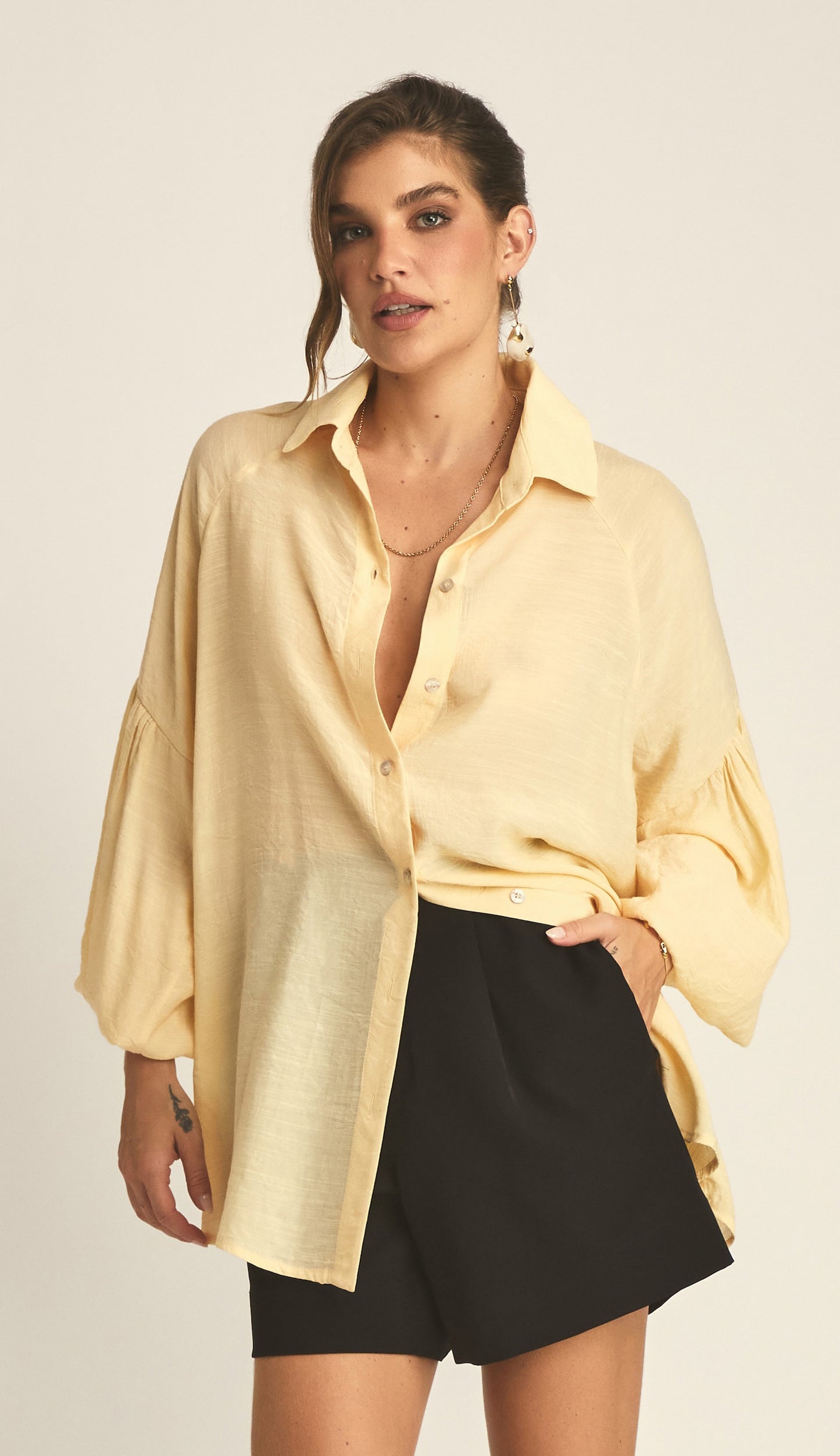 Camisa Fabienne Manteiga