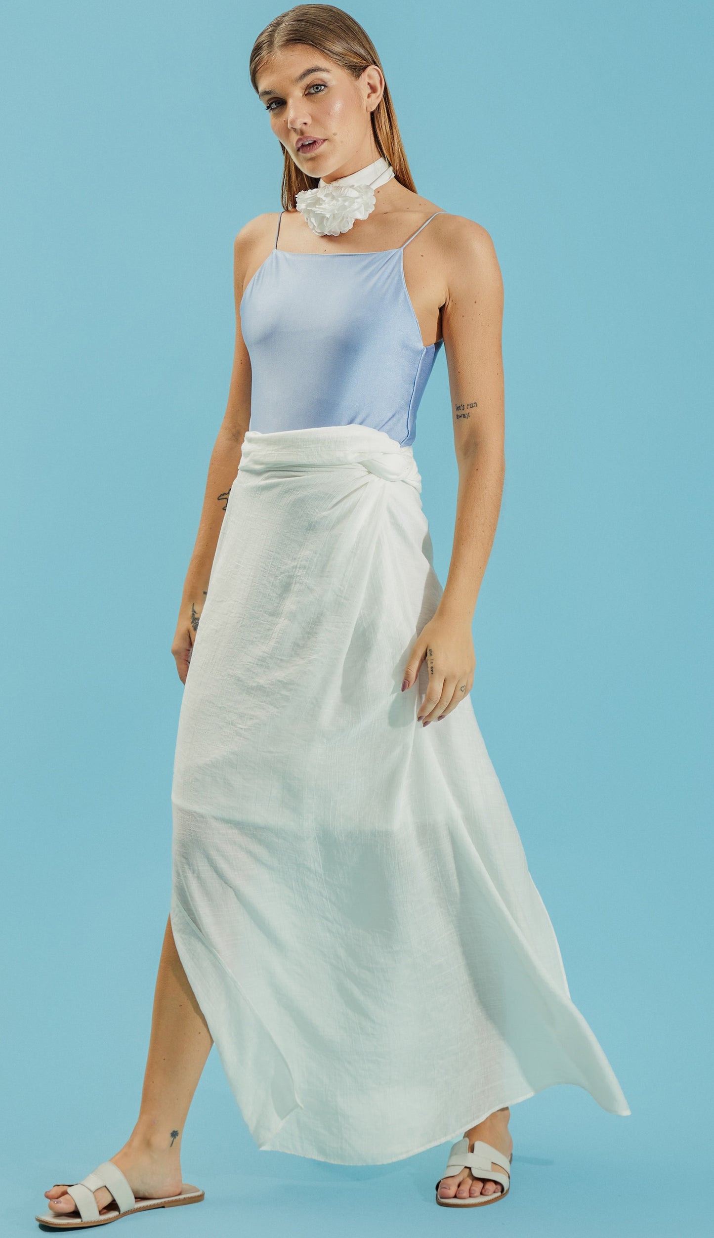 Body Lua Azul