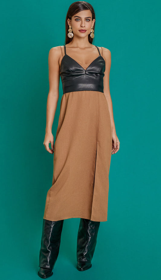 Cropped Pamela Preto