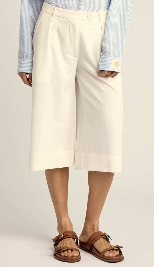 Bermuda Alfaiataria Crepe Claudia | Laguna