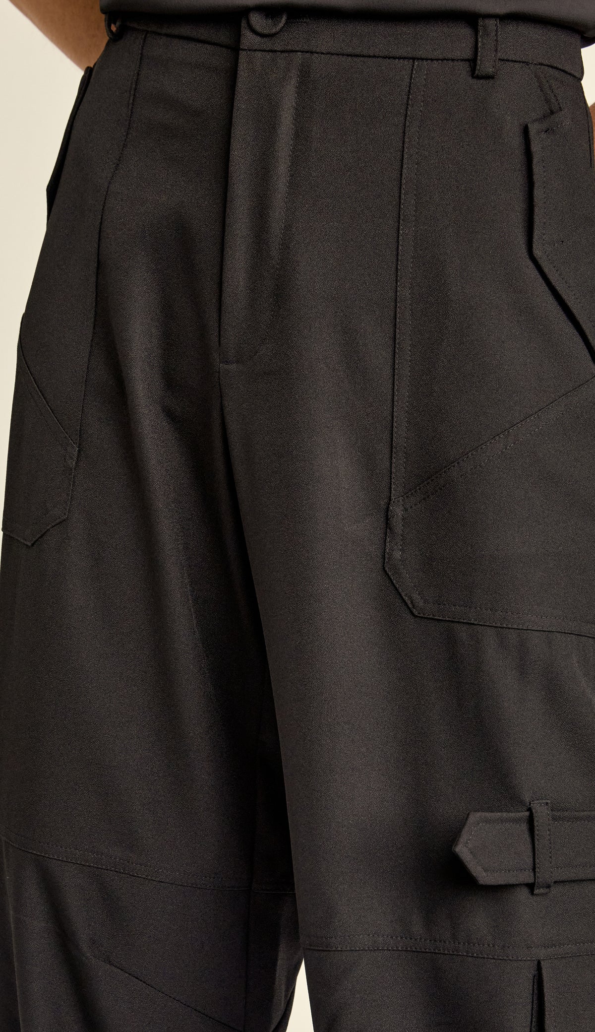 Calça Cargo Alfaiataria Balloon Lia Preto | Laguna