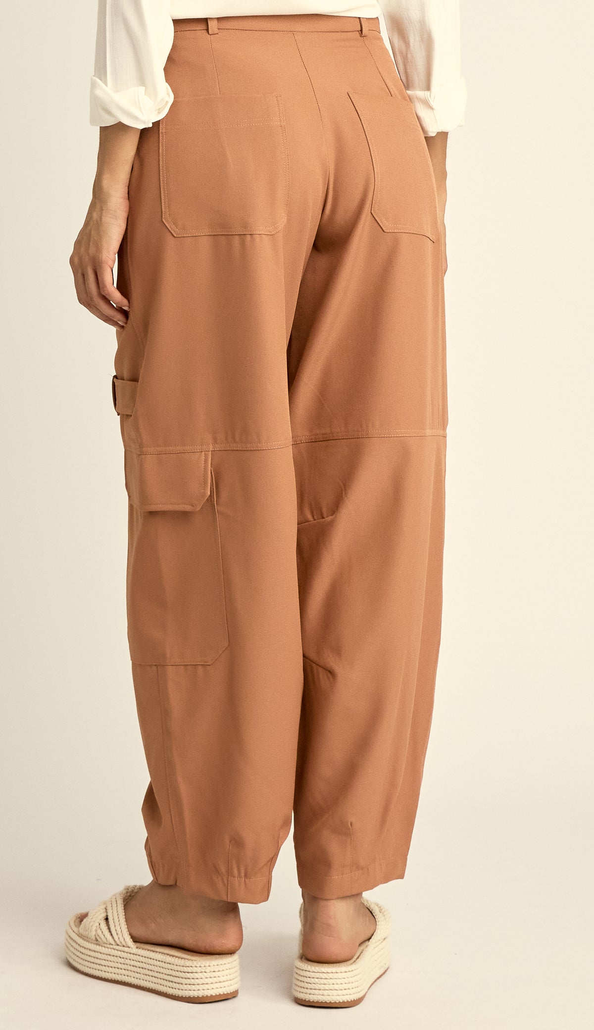 Calça Cargo Alfaiataria Balloon Lia Terra | Laguna