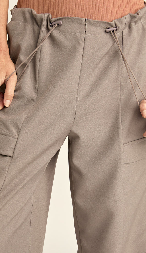 Calça Wide Cargo Alfaiataria Karol | Laguna