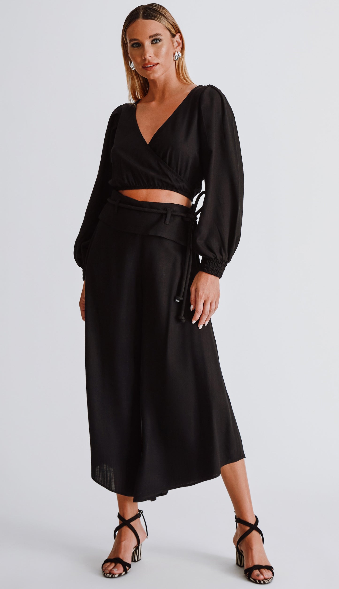 Conjunto Veridiana Preto