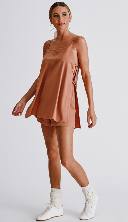 Conjunto Dolores Caqui