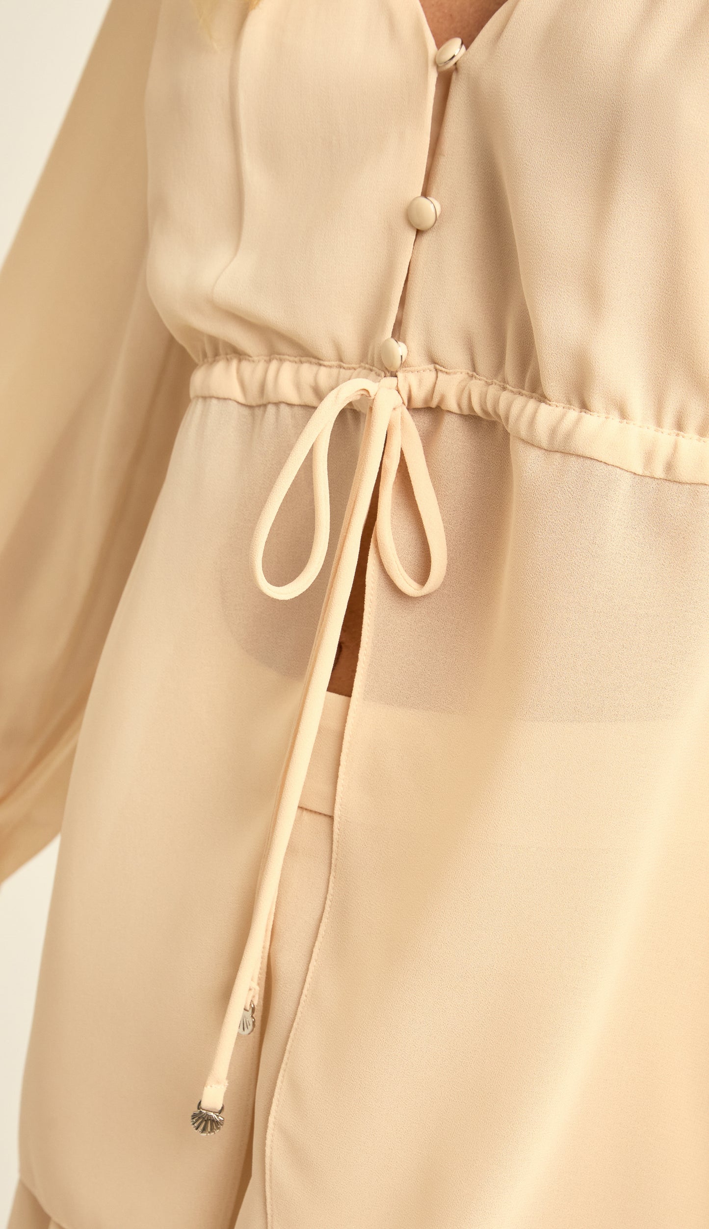 Conjunto Crepe Blusa e Shorts Ana Chantilly | Laguna