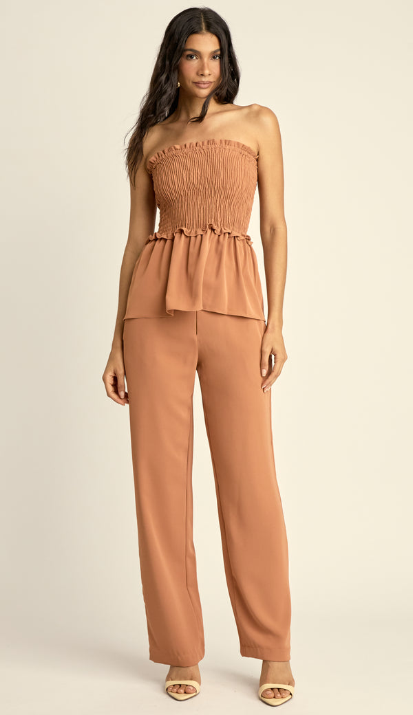 Conjunto em Crepe de Alfaiataria Lilian Caramelo | Laguna