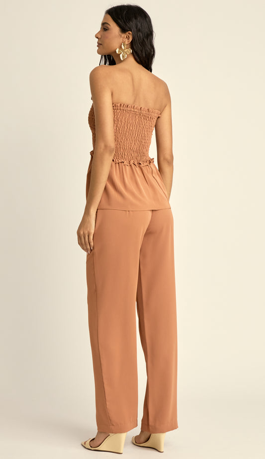 Conjunto em Crepe de Alfaiataria Lilian Caramelo | Laguna