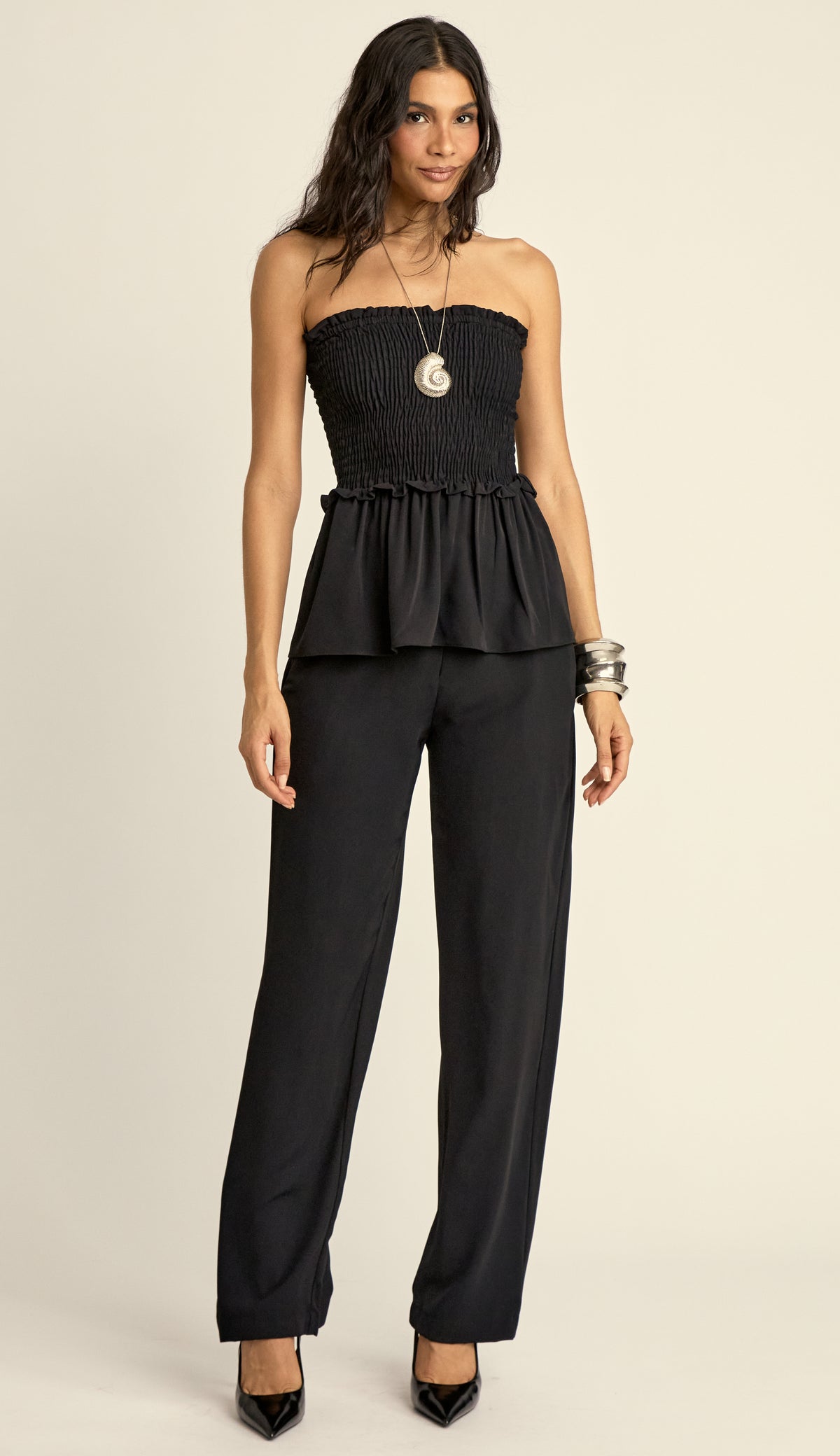 Conjunto em Crepe de Alfaiataria Lilian Preto | Laguna