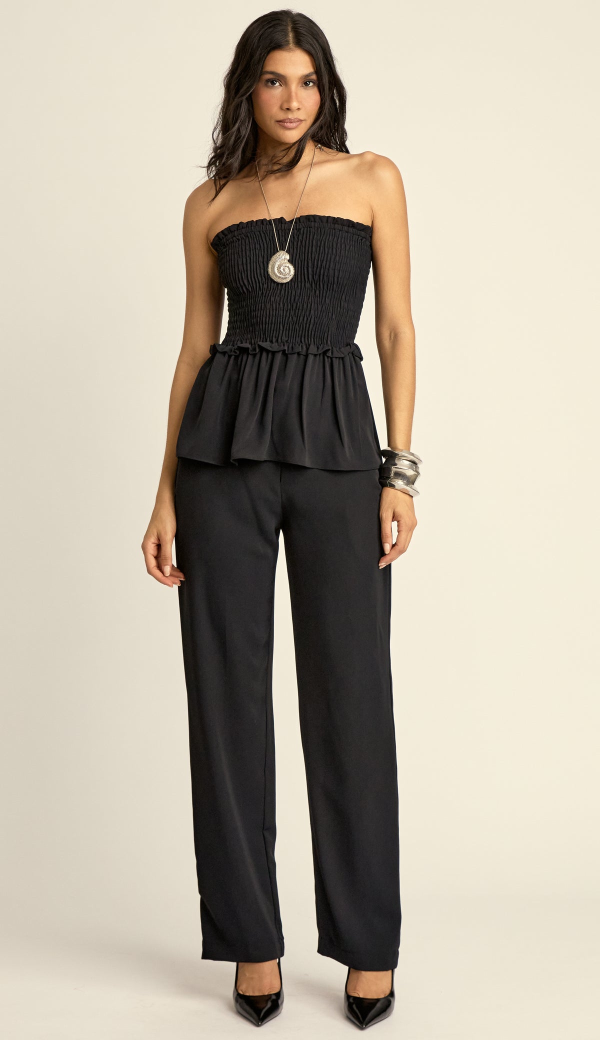 Conjunto em Crepe de Alfaiataria Lilian Preto | Laguna