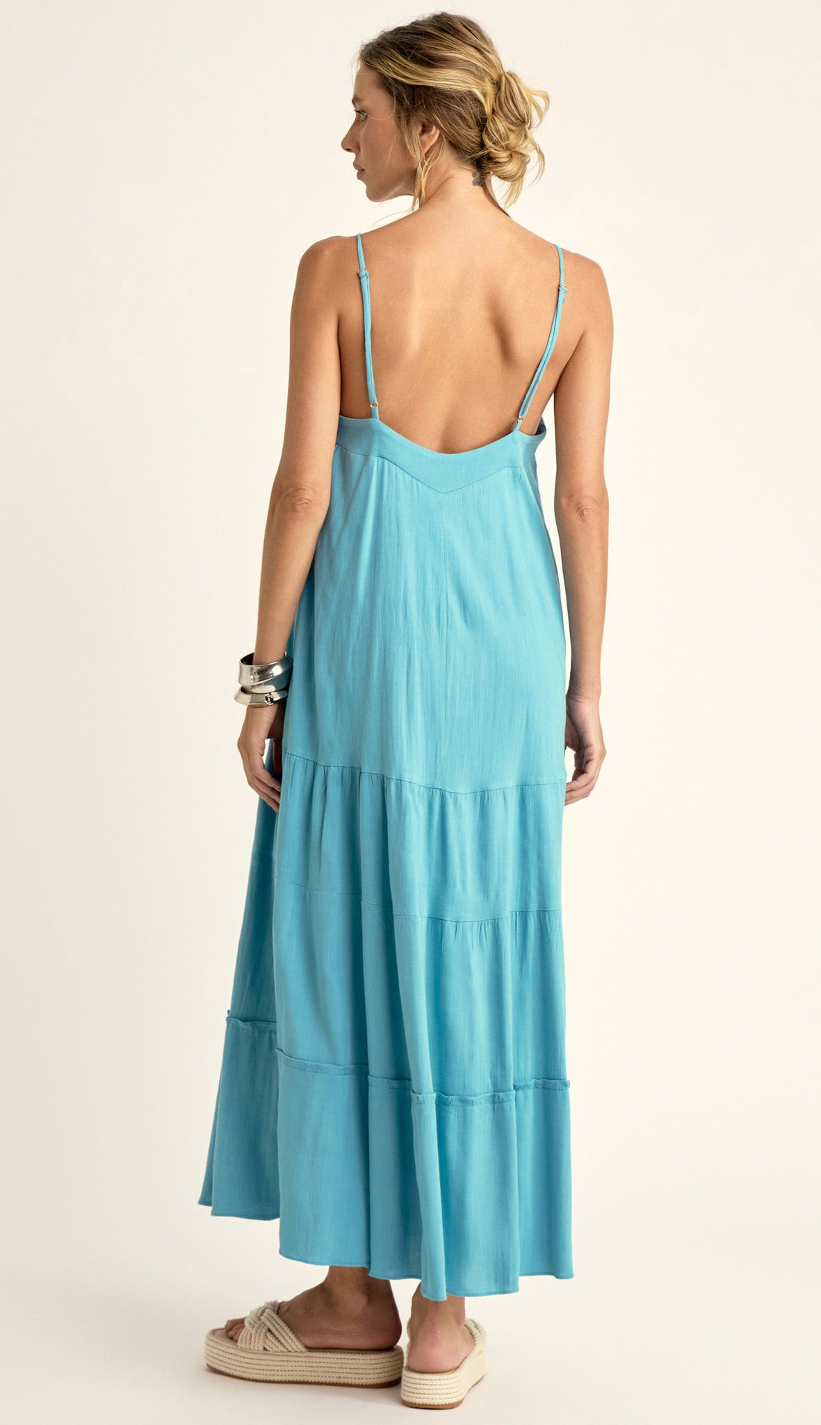 Vestido Midi em Viscose com Aspecto de Linho Camila Azul | Laguna