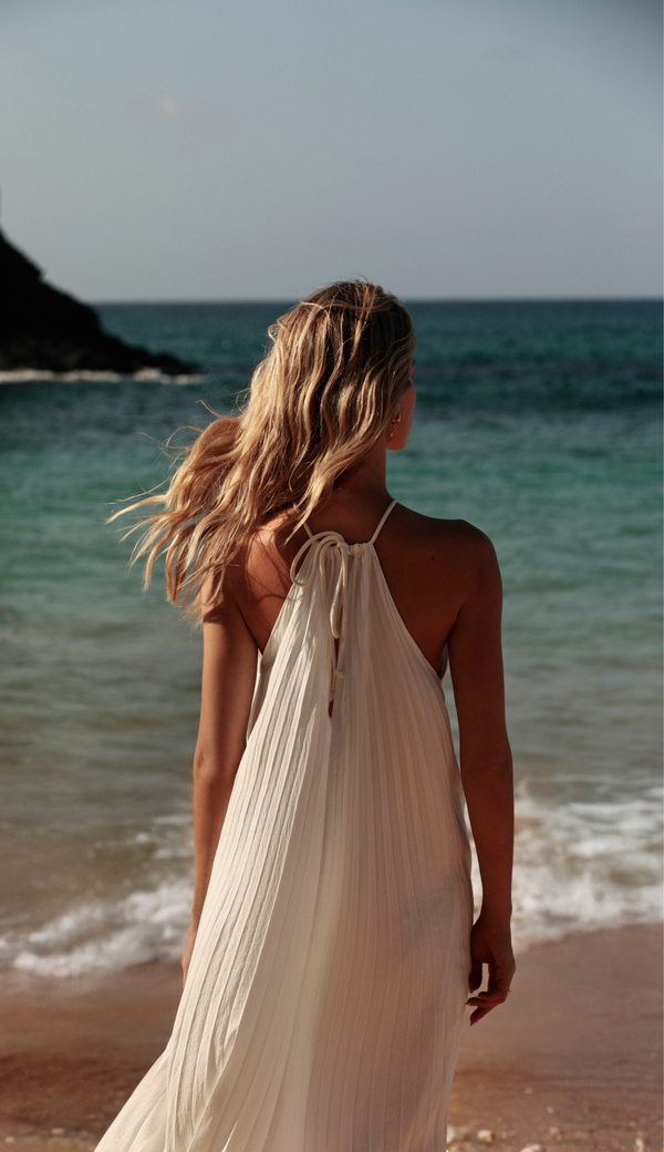 Vestido Longo Plissado Fonte Off White | Laguna