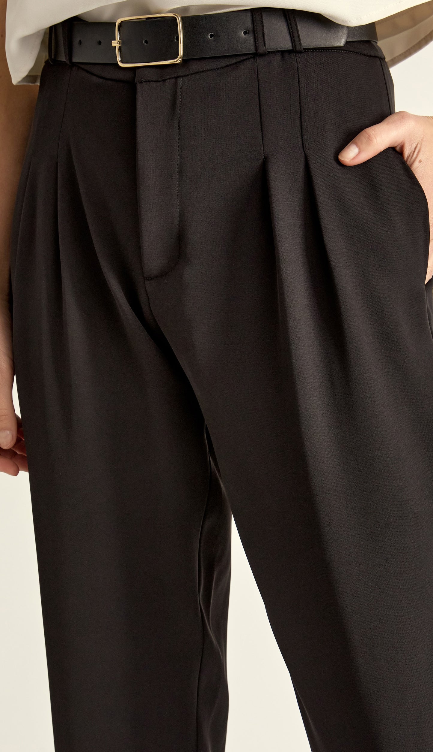 Cinto Sirena Preto/Dourado