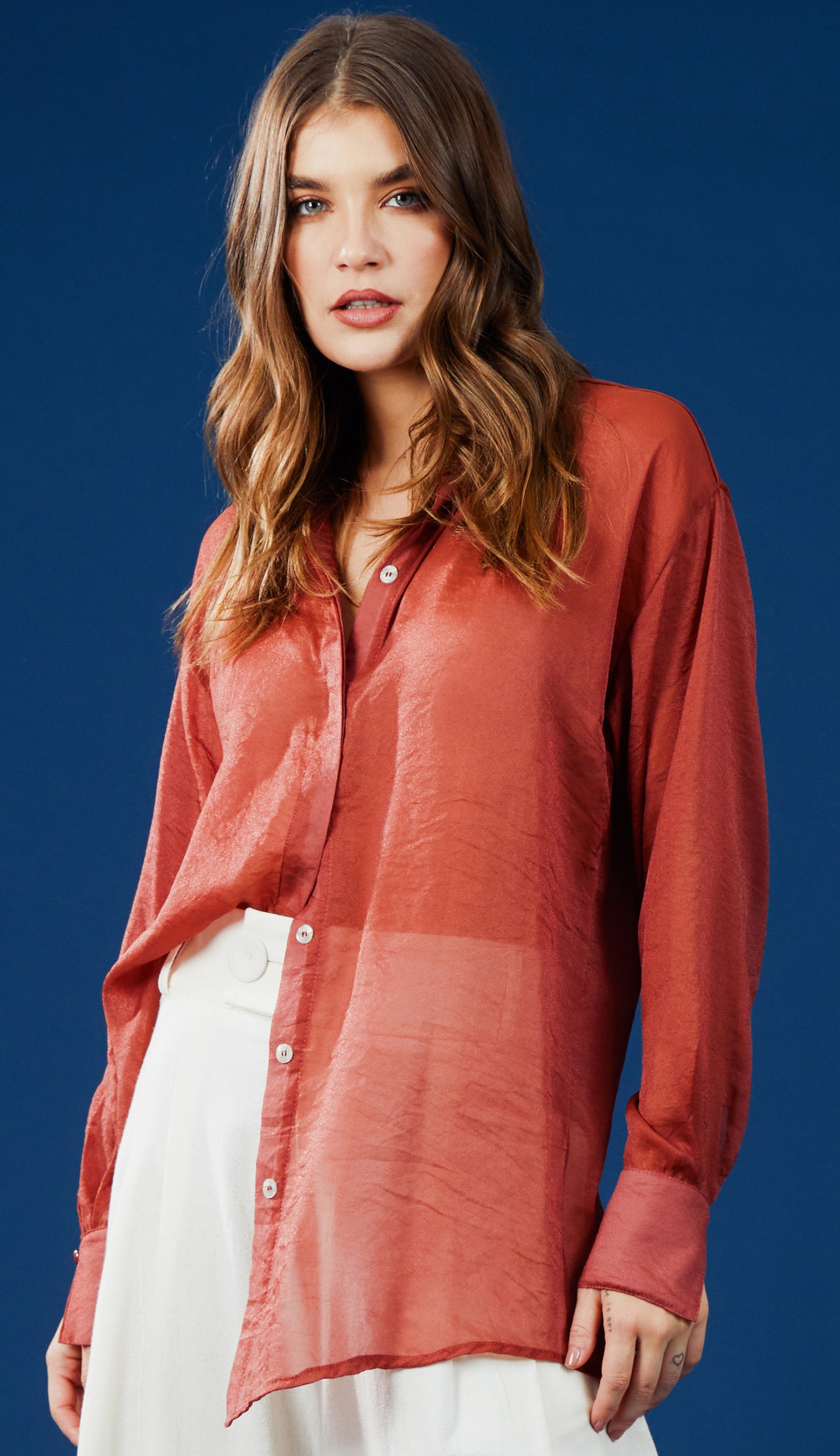 Camisa Pluma Caramelo