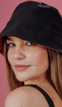 Chapéu Angelina Preto/caramelo