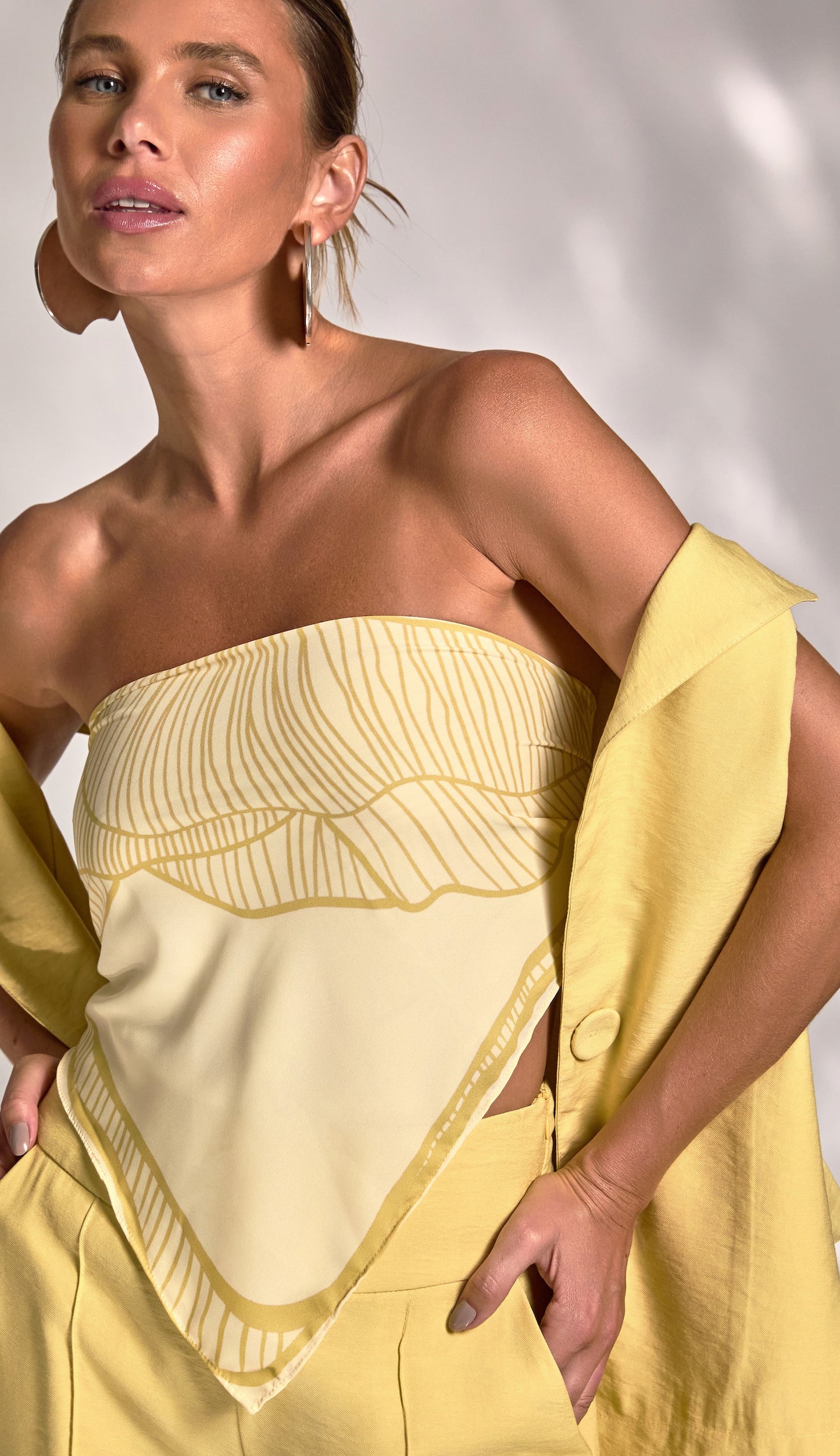 Lenço Búzios Amarelo
