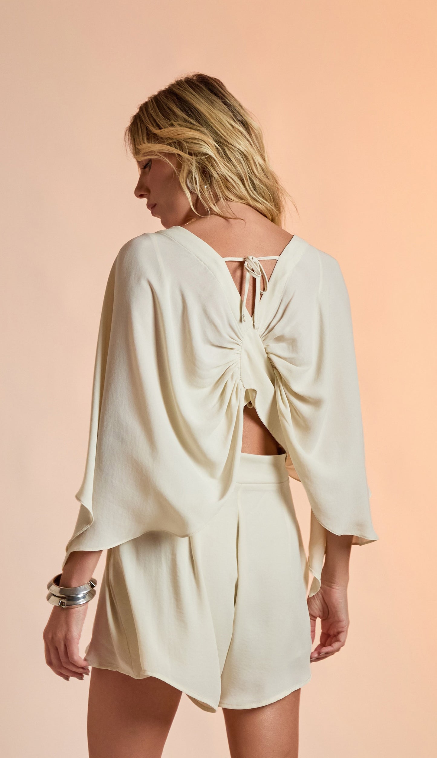 Macaquinho Victória Chantilly