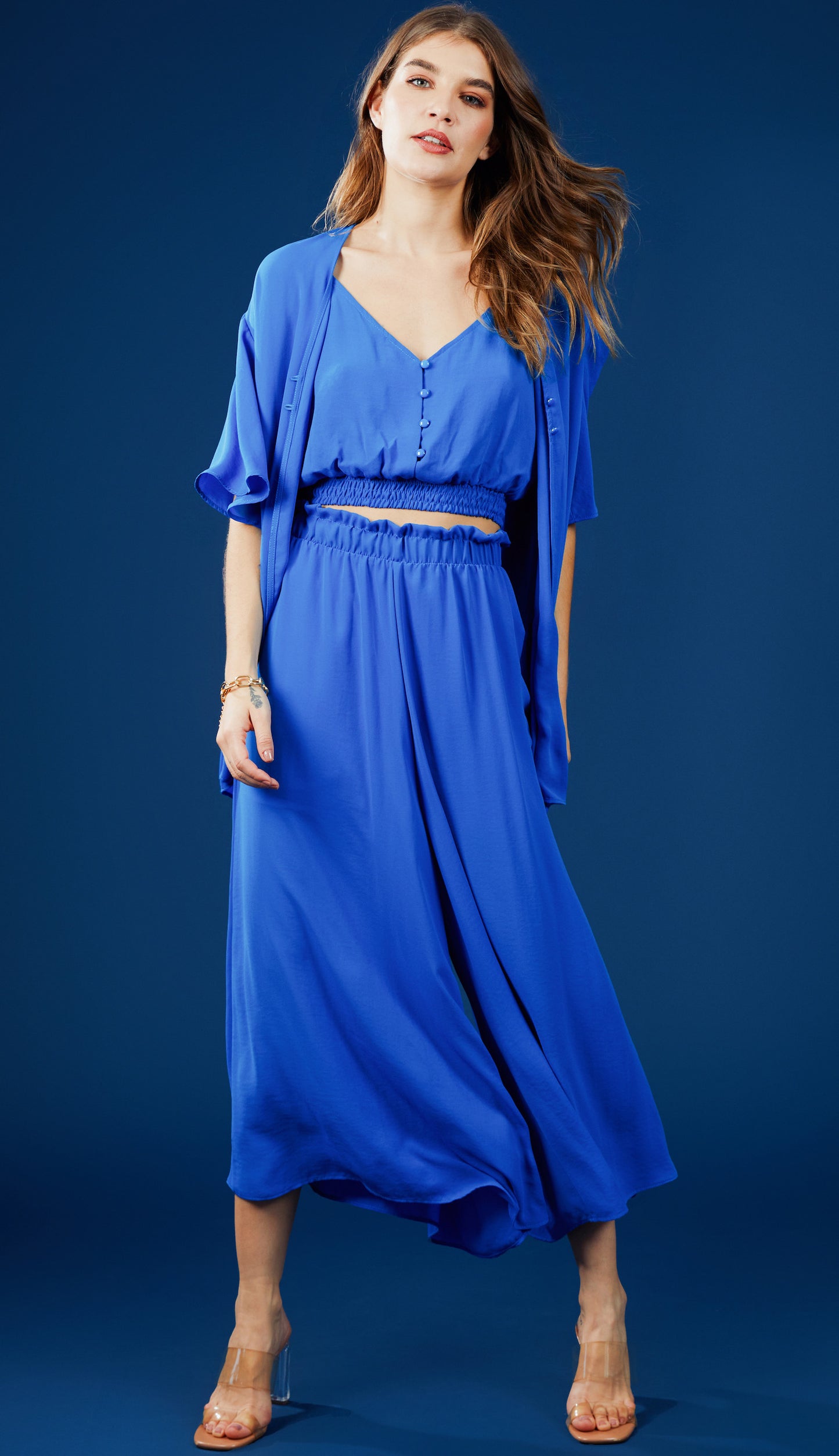 Trijunto Taylor Safira