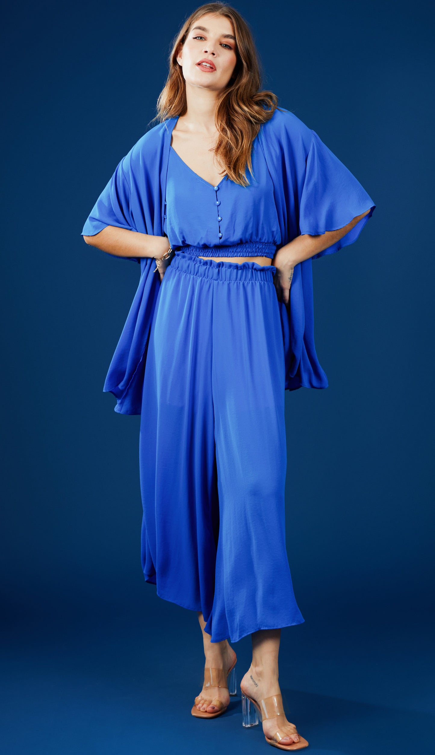 Trijunto Taylor Safira