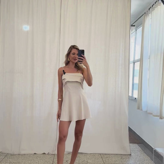 Macaquinho Evasê Linho Philippa | Laguna